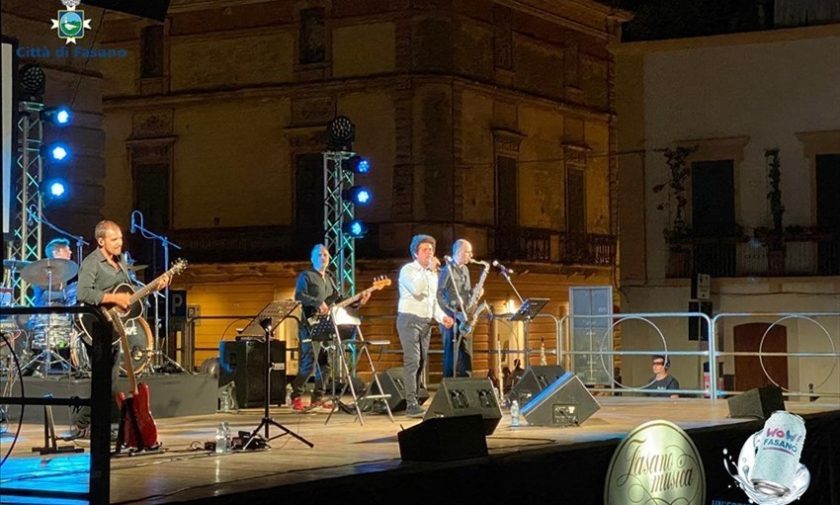 una serata ricca di “Emozioni” in piazza Ciaia con Gianmarco Carroccia e Fasanomusica